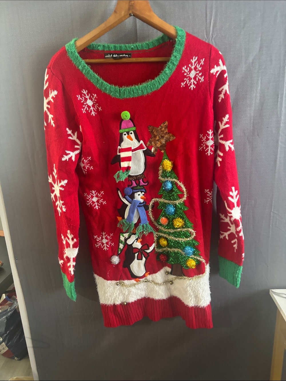 Ugly Christmas sweater